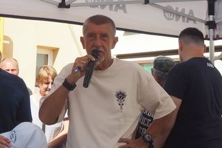 Politici odsuzují útok na Babiše. ANO si stěžuje na nenávistnou kampaň - Novinky